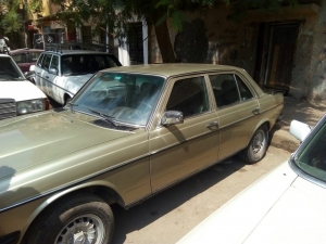 Mercedes-200