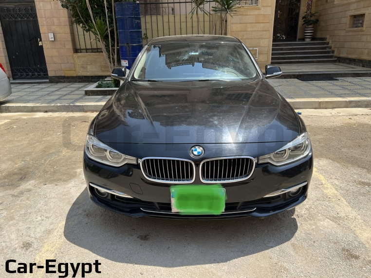 BMW 318 2018