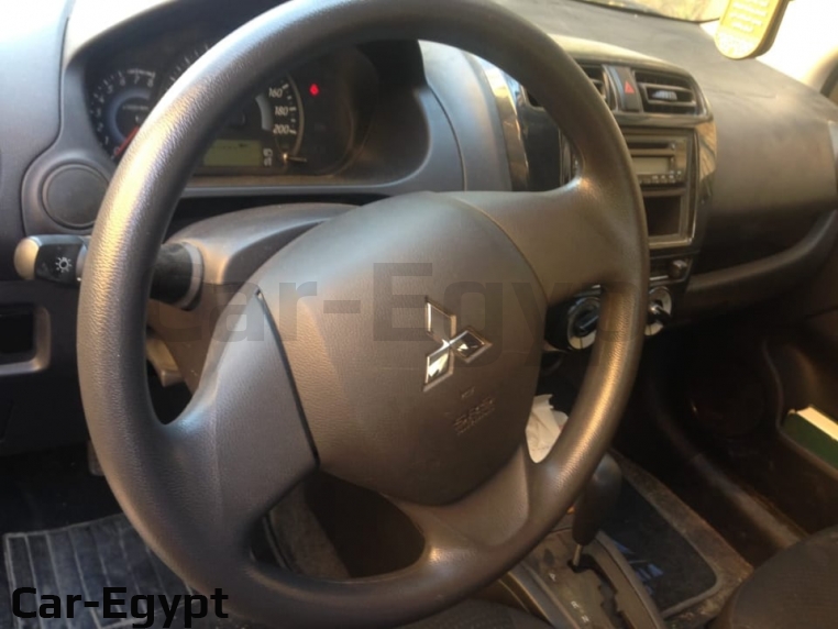 Mitsubishi Attrage 2016