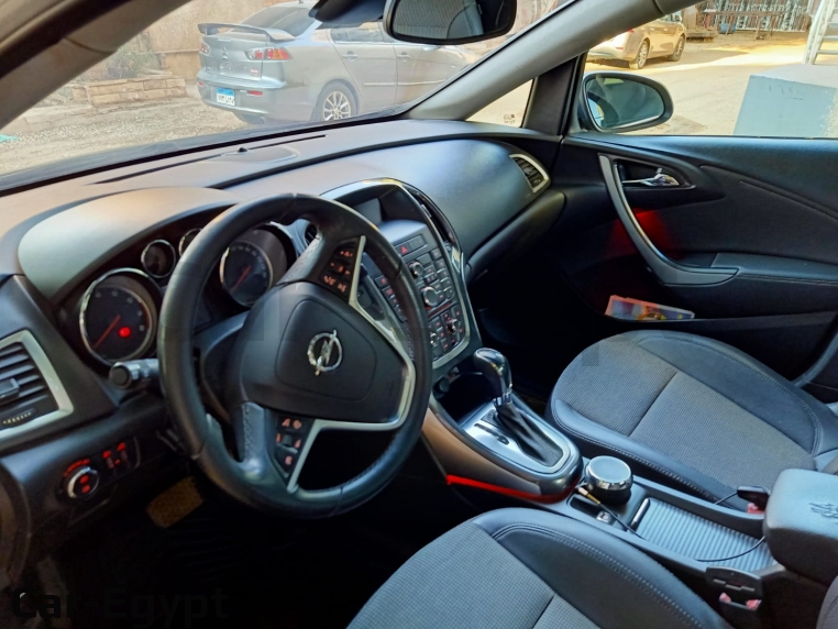 Opel Astra 2014