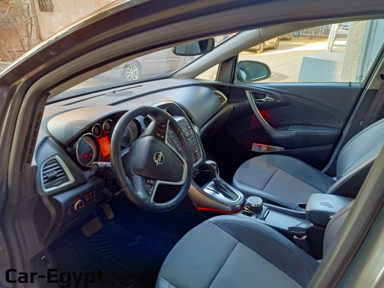Opel Astra 2014