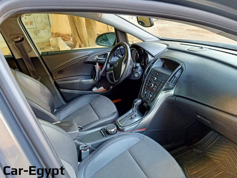 Opel Astra 2014