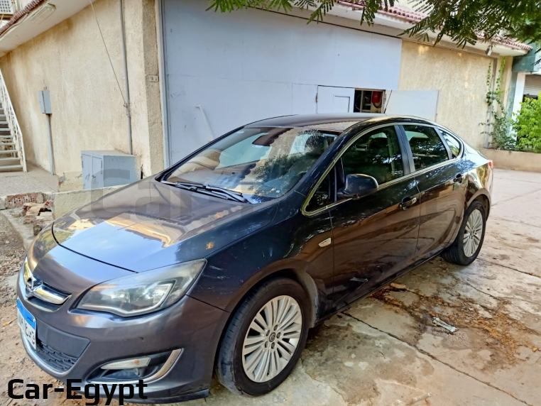 Opel Astra 2014